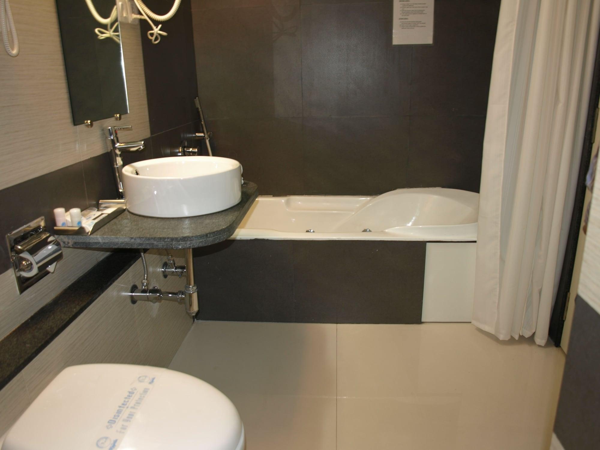 Kapila Business Hotel Pune Eksteriør billede