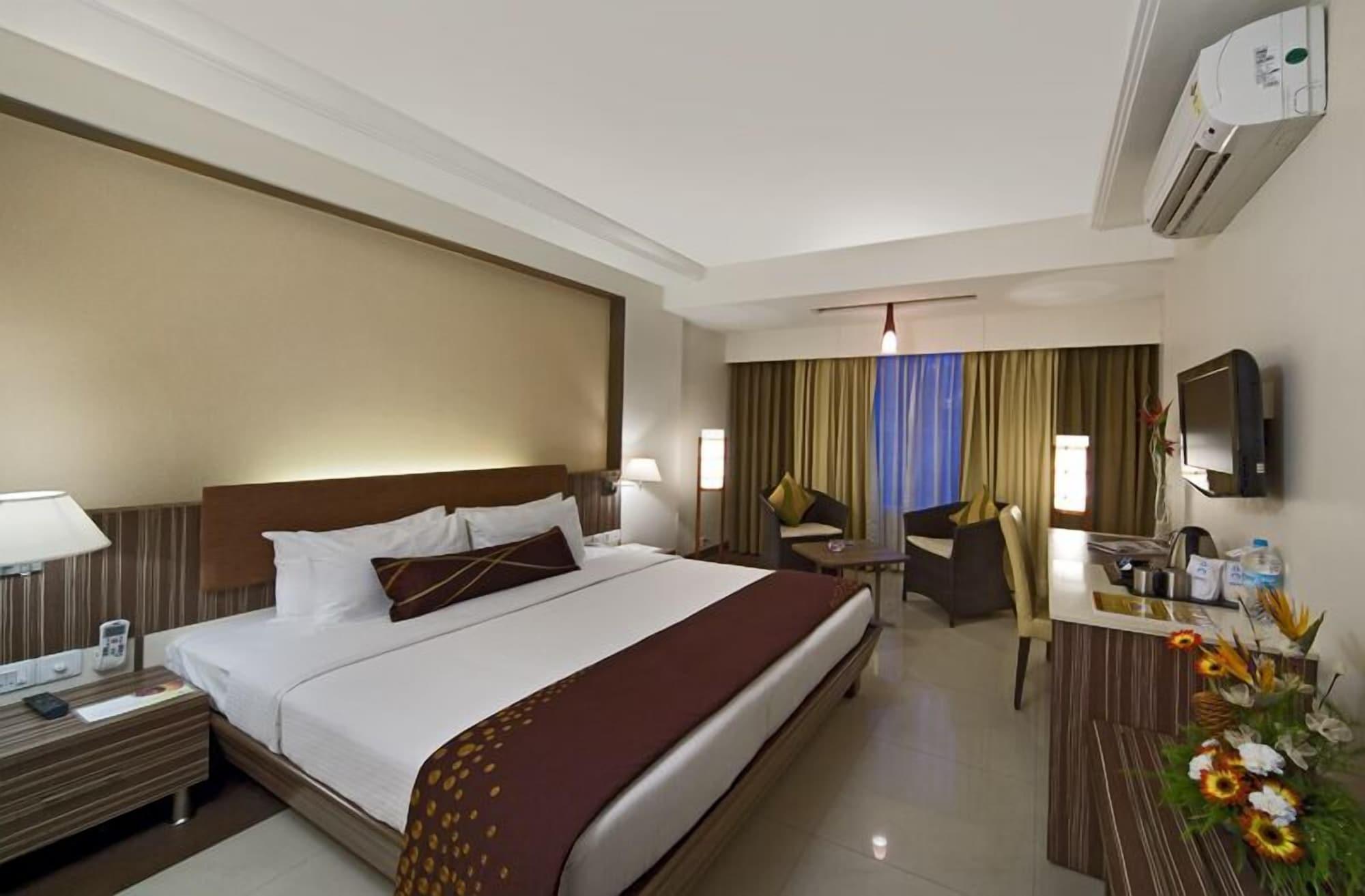 Kapila Business Hotel Pune Eksteriør billede